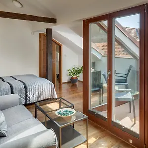 Michalska - Old Town Apartment Prague
